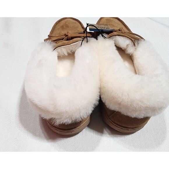 Dluxe by Dearfoams Women's Shearling with Fur Slippers size 8 - Picture 2 of 7